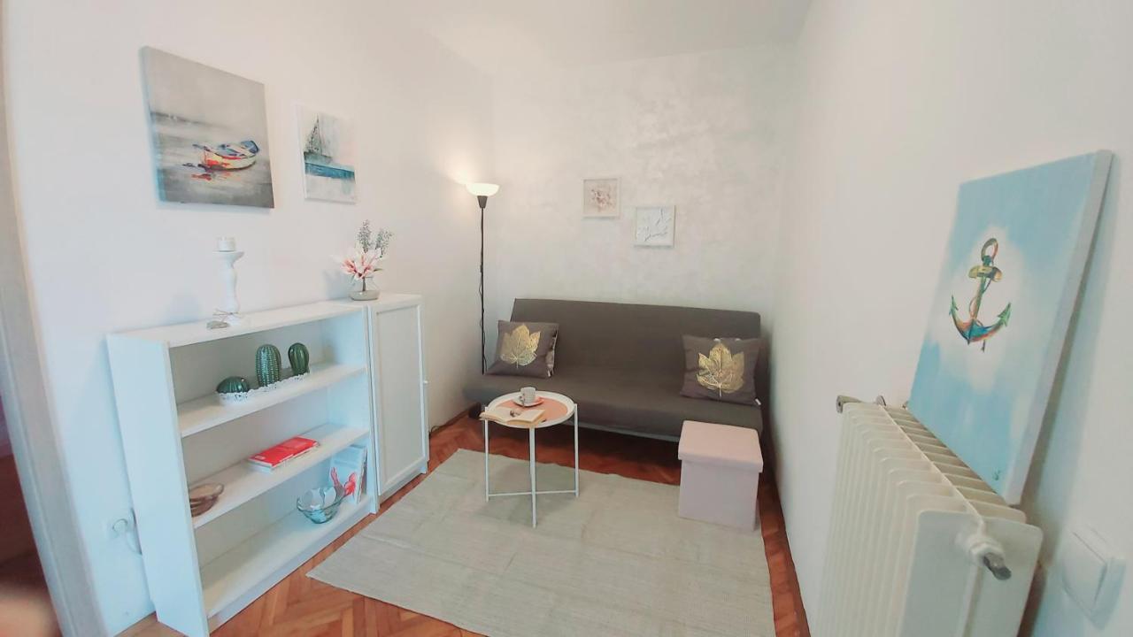 אומאג Apartments Lidija מראה חיצוני תמונה