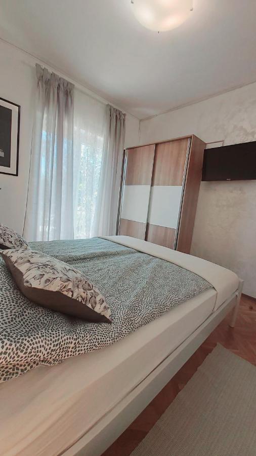 אומאג Apartments Lidija מראה חיצוני תמונה