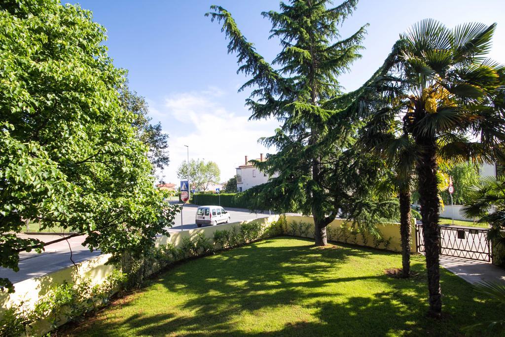 אומאג Apartments Lidija מראה חיצוני תמונה