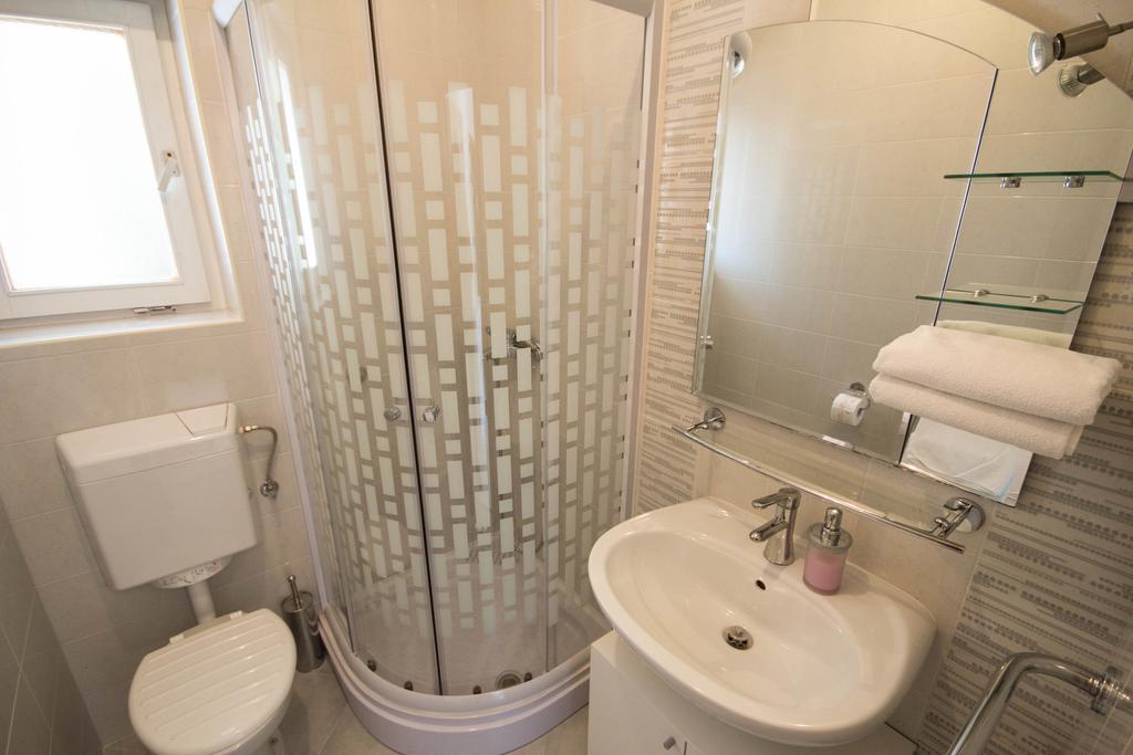 אומאג Apartments Lidija מראה חיצוני תמונה