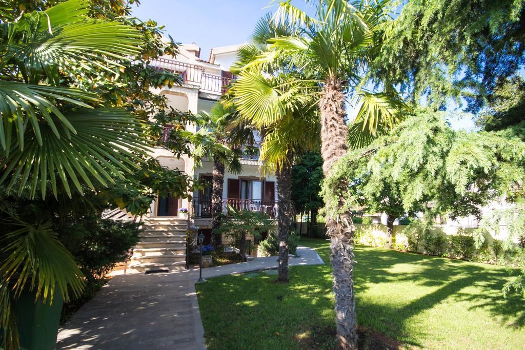 אומאג Apartments Lidija מראה חיצוני תמונה